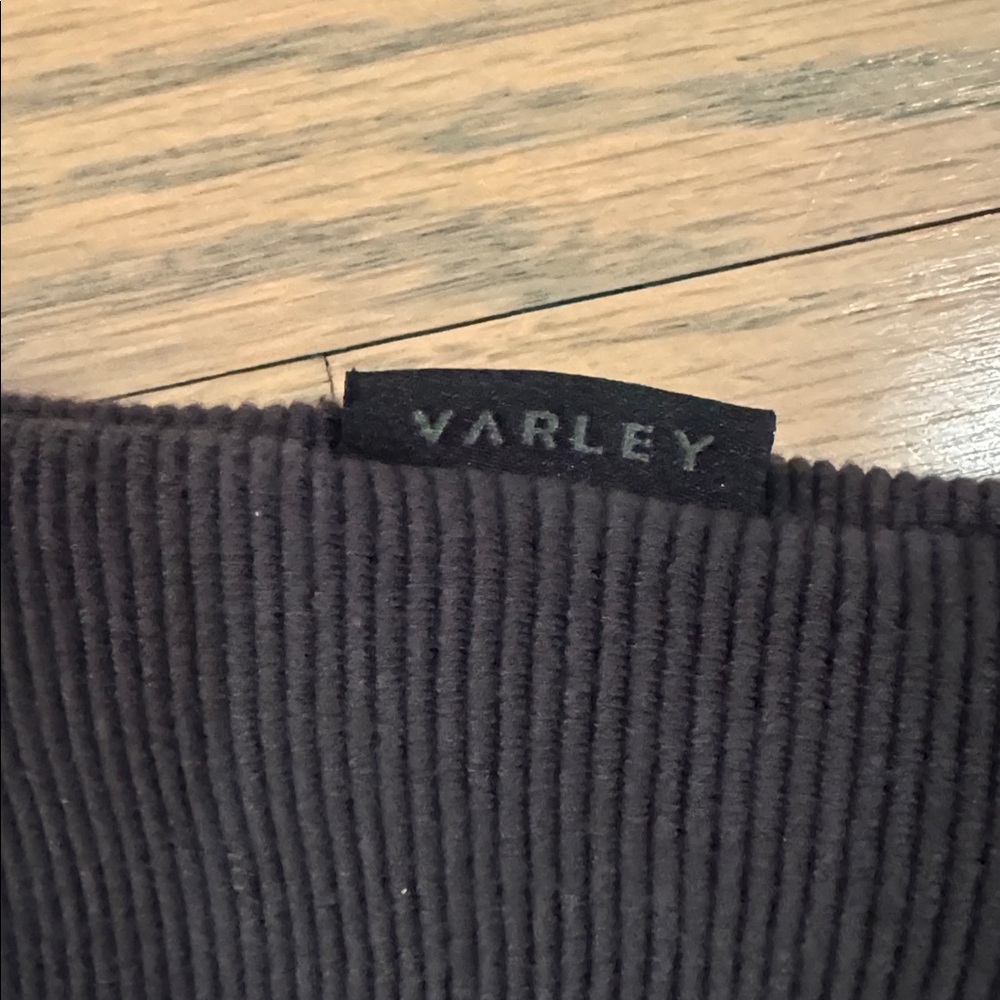 Varley Vine Pullover - image 11
